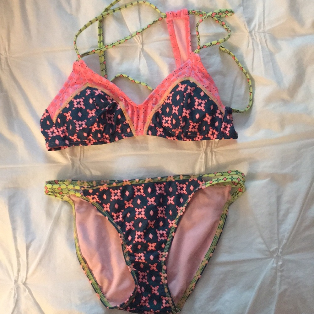Bikini NWOT 🌻